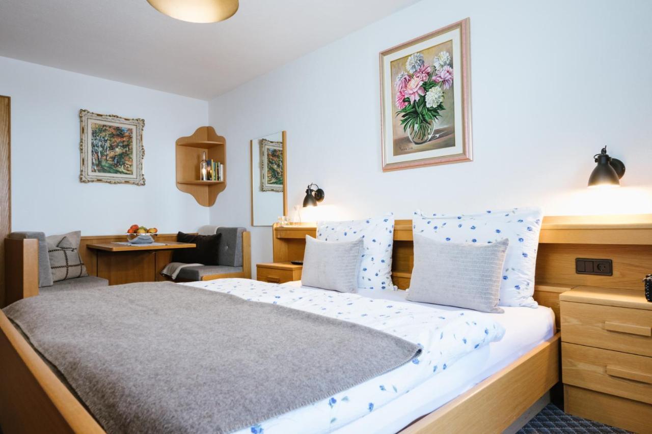 Bed and Breakfast Garni Fany Kolfuschg Exterior foto